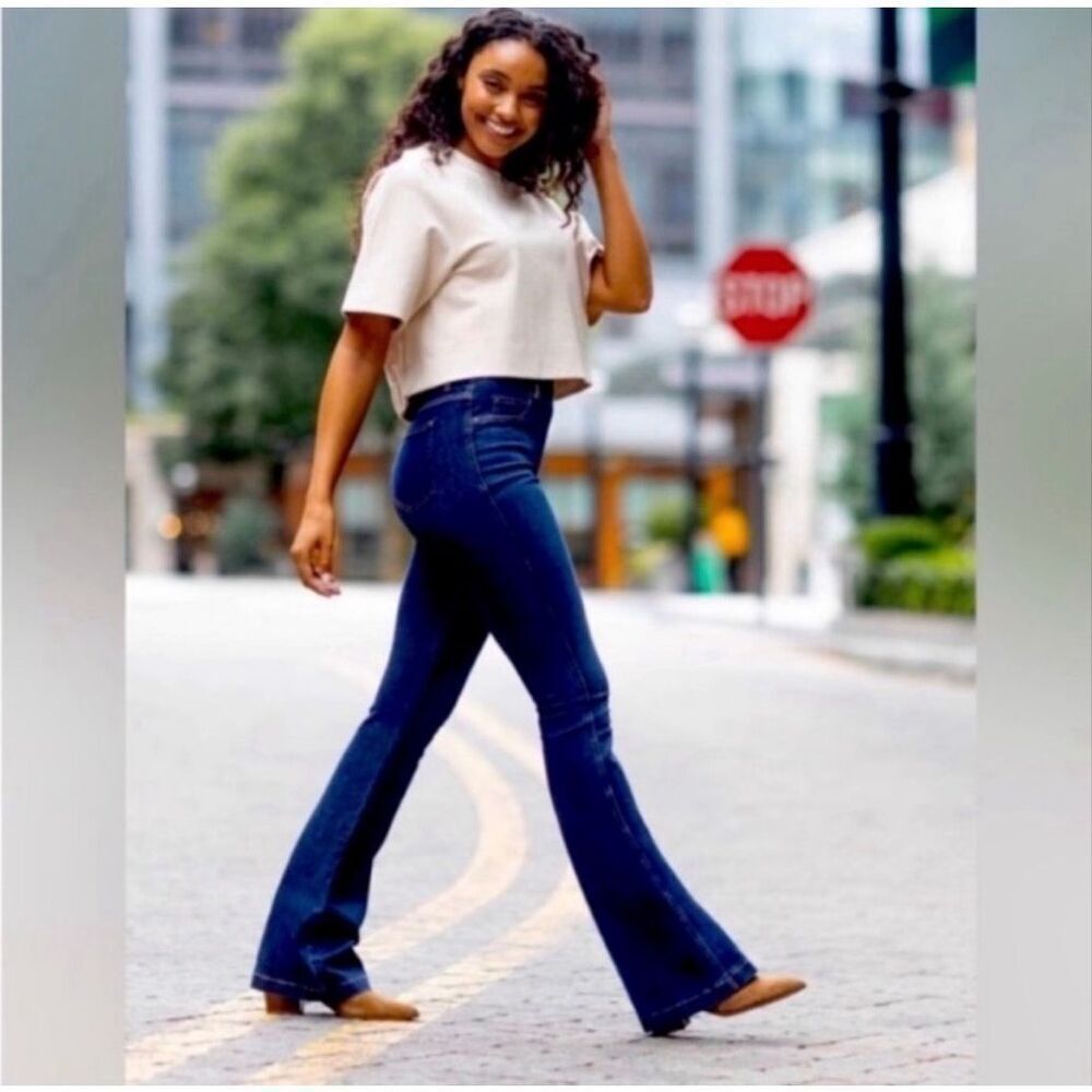 Spanx Pull On Flare Jeans Midnight Dark Blue Wash, Small Jeggings